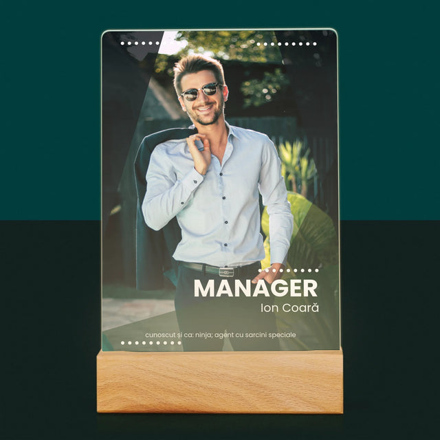 Fotografie Si Semnătură: Manager - Imprimare Pe Sticlă Acrilică (Verticală)