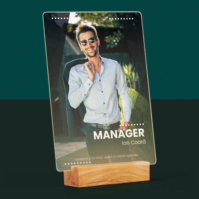 Fotografie Si Semnătură: Manager - Imprimare Pe Sticlă Acrilică (Verticală)