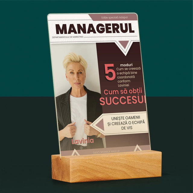 Copertă Derevistă: Managerul - Imprimare Pe Sticlă Acrilică (Verticală)