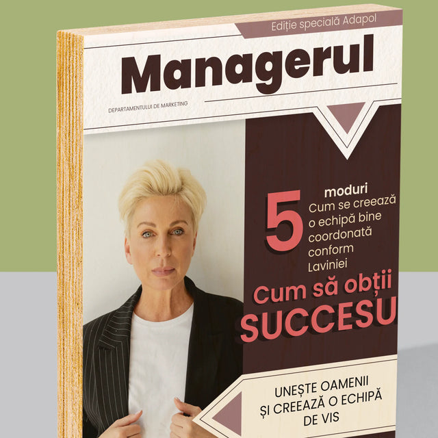 Copertă Derevistă: Managerul - Imprimare Pe Lemn ( Verticală)