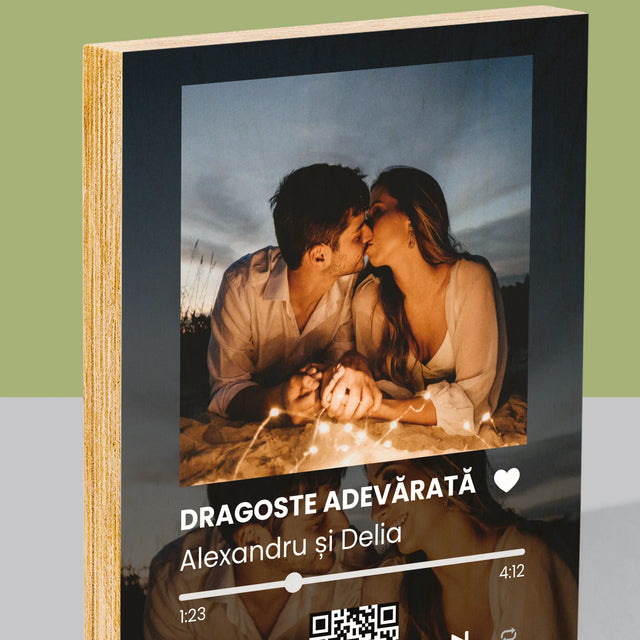 Fotografie Si Semnătură: Spotify Cu Fotografiile Tale Și Codul Qr - Imprimare Pe Lemn ( Verticală)