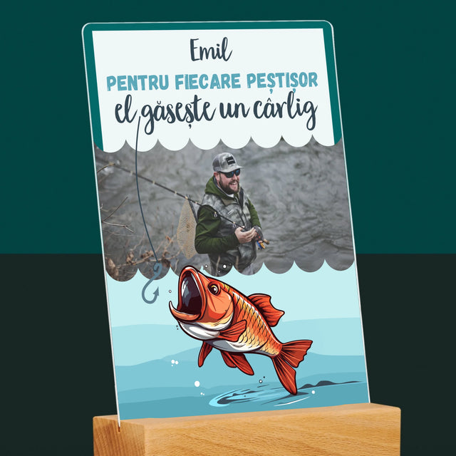 Fotografie Si Semnătură: El Găsește Un Cârlig - Imprimare Pe Sticlă Acrilică (Verticală)