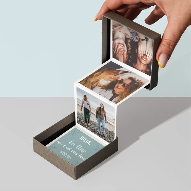 Colaj De Fotografii: Cele Mai Bune Prietene - Set De Fotografii Pliante