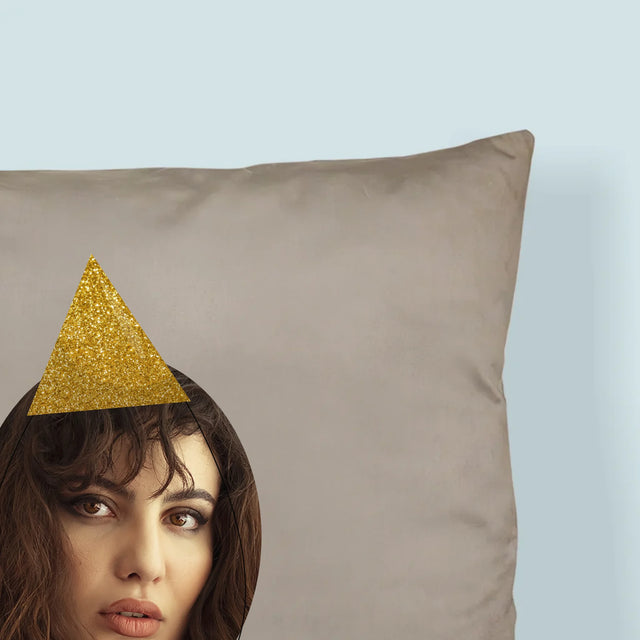 Fotografie Si Semnătură: A 40 Zi De Naștere Căciulă - Pernă (Cu Fotografie)