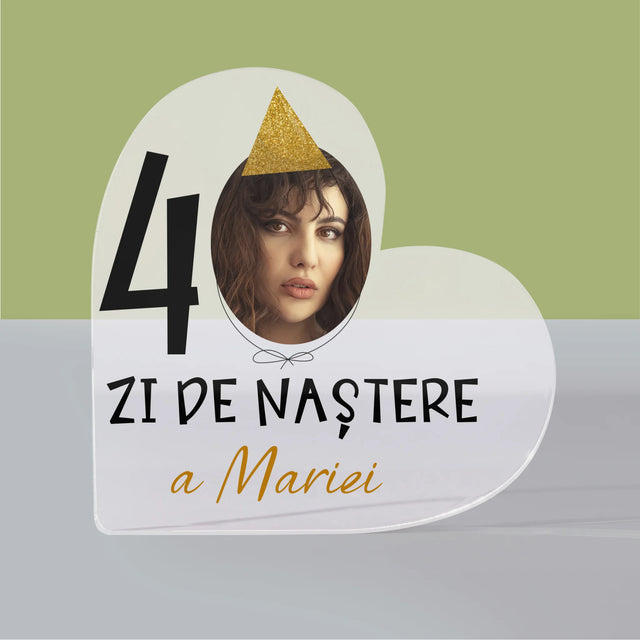 Fotografie și legendă: Șapcă pentru a 40-a aniversare - Inimă din bloc acrilic | RO