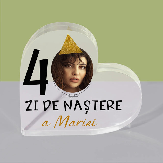 Fotografie și legendă: Șapcă pentru a 40-a aniversare - Inimă din bloc acrilic | RO