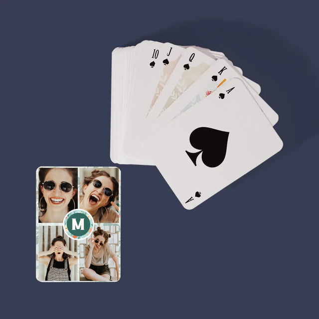 Colaj De Fotografii: Monogramă Florală - Cărți De Jok