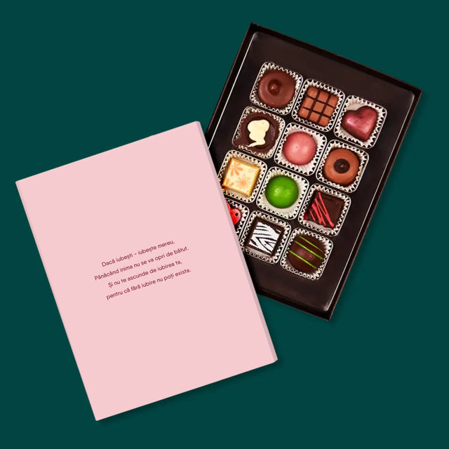 Colaj De Fotografii: Iubire Pe Două Roți - Praline