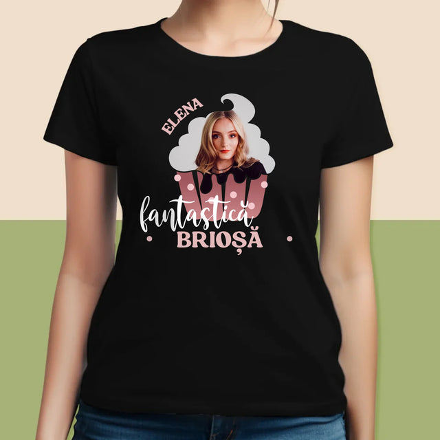 Fotografie Si Semnătură: Brioșă Fantastică - Tricou Pentru Femei