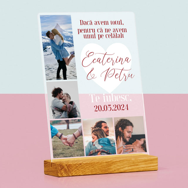 Colaj De Fotografii: Avem Totul, Pentru Că Ne Avem Unul Pe Celălalt - Imprimare Pe Sticlă Acrilică (Verticală)
