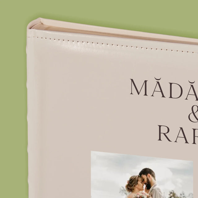 Colaj De Fotografii: A Iubi Și A Fi Iubit - Album Foto