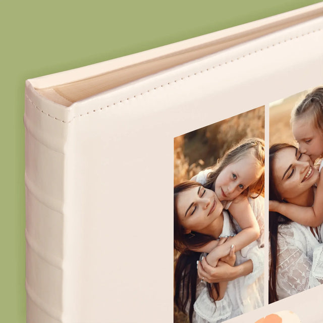 Colaj De Fotografii: M De La Mămică - Album Foto