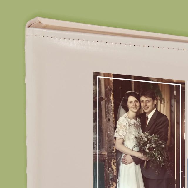 Colaj De Fotografii: 25 De Ani Împreună - Album Foto