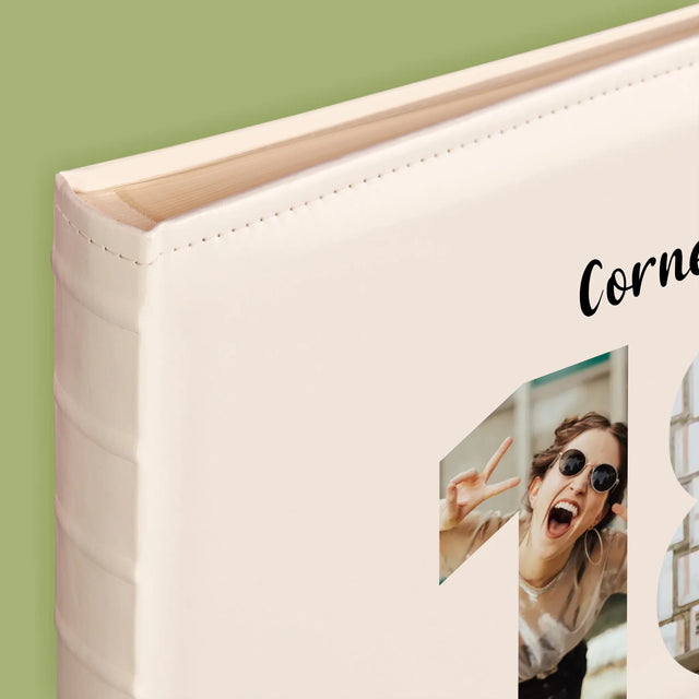 Cuvânt Din Fotografii: 18 Ani Din Fotografiile Tale - Album Foto