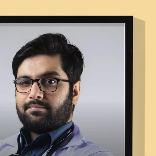 Fotografie Si Semnătură: Definiția Medicului - Imprimare Cu Ramă 30X40 (Verticală)