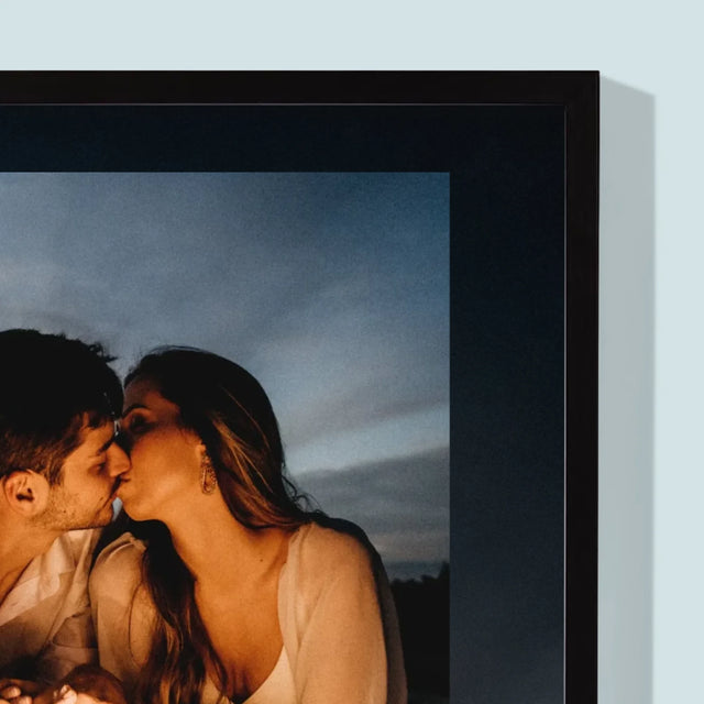 Fotografie Si Semnătură: Spotify Cu Fotografiile Tale Și Codul Qr - Imprimare Cu Ramă 30X40 (Verticală)