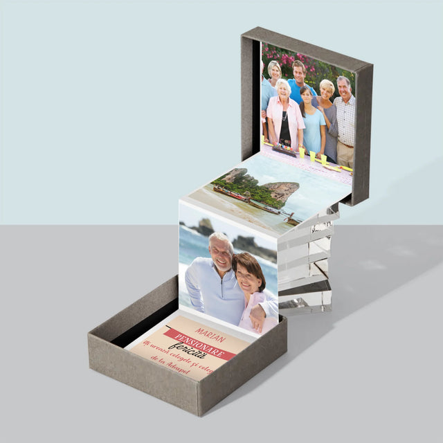 Numele Și Semnătura: Pensionare Fericită - Set De Fotografii Pliante