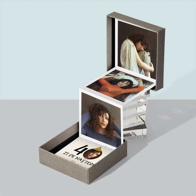 Fotografie Si Semnătură: A 40 Zi De Naștere Căciulă - Set De Fotografii Pliante