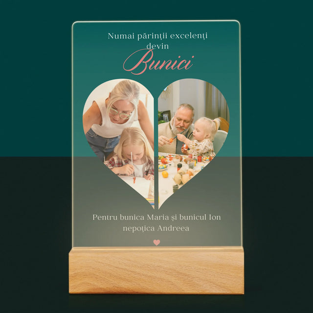 Colaj De Fotografii: Părinții Excelenți Devin Bunici - Imprimare Pe Sticlă Acrilică (Verticală)