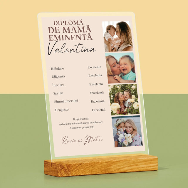 Colaj De Fotografii: Diplomă De Mamă Eminentă - Imprimare Pe Sticlă Acrilică (Verticală)