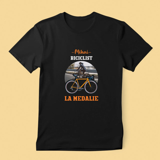 Fotografie și legendă: Ciclist câștigător al unei medalii - Tricou pentru bărbați cu imprimeu | RO