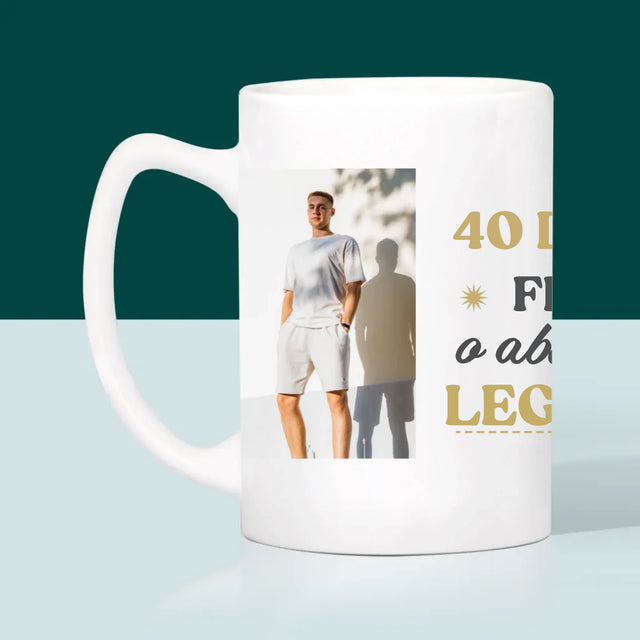 Colaj De Fotografii: 40 De Ani Fiind O Legendă - Cană