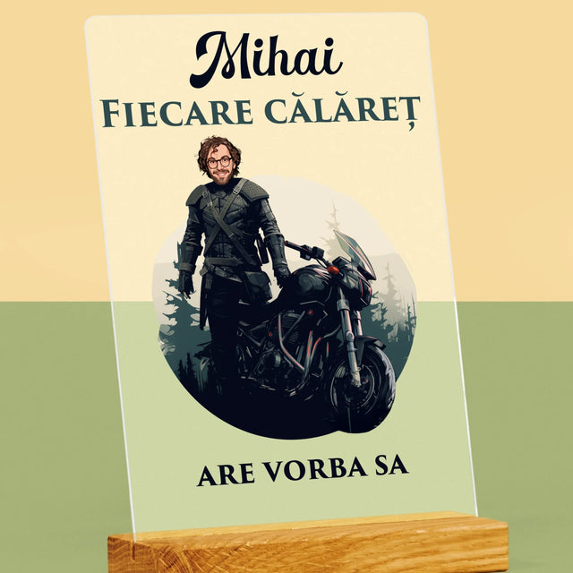 Personajul Tău: Fiecare Călăreț  - Imprimare Pe Sticlă Acrilică (Verticală)