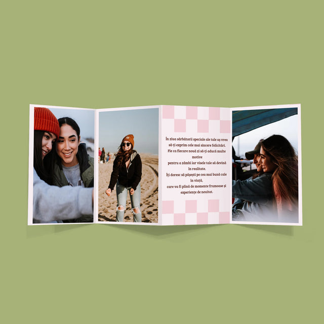 Fotografie Si Semnătură: Prietena E Soră La Alegere - Set Mare Fotografii Pliante