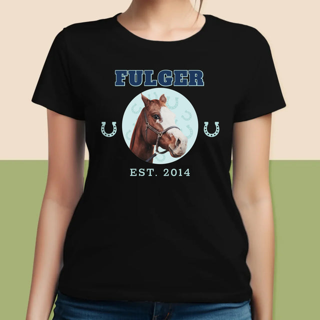 Personajul Tău: Calul Tău Varsity - Tricou Pentru Femei