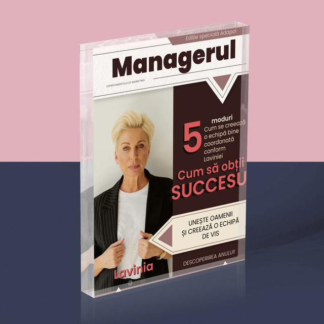 Copertă Derevistă: Managerul - Bloc Acrilic