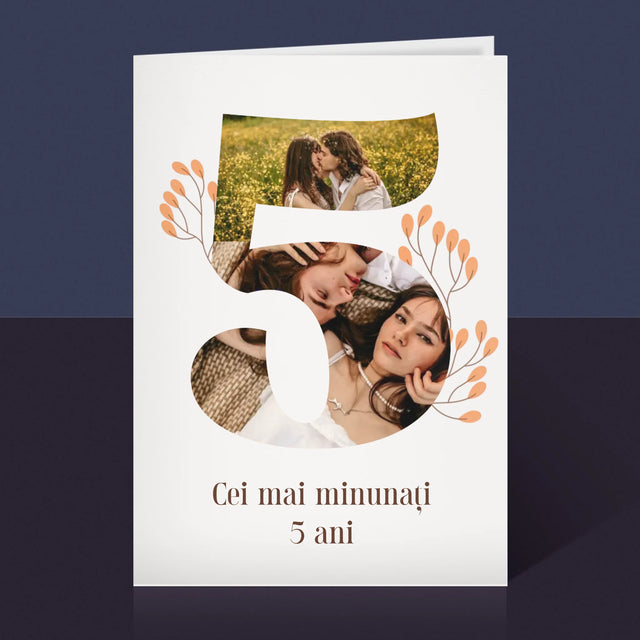 Colaj De Fotografii: A 5 Aniversare - Card Cu Felicitări