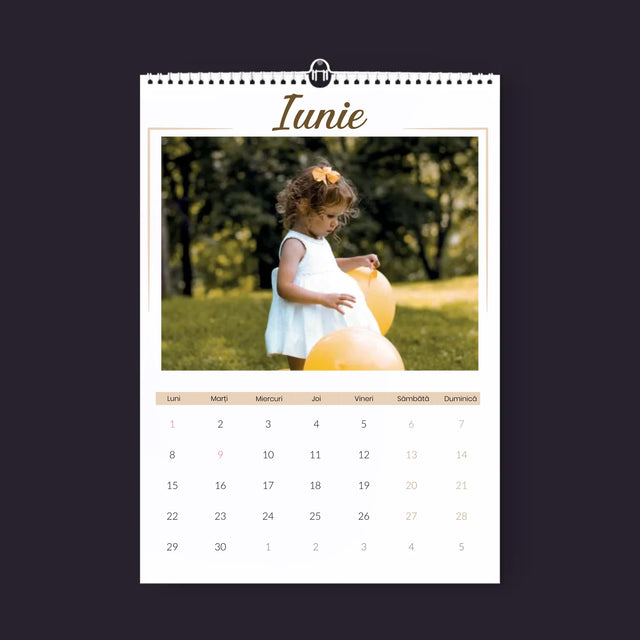 Colaj De Fotografii: Când Dumnezeu A Acordat Bunicii - Calendar De Perete