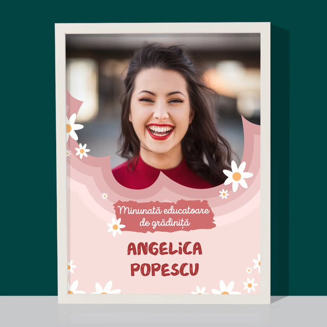 Fotografie Si Semnătură: Minunată Educatoare De Grădiniță - Imprimare Cu Ramă 30X40 (Verticală)