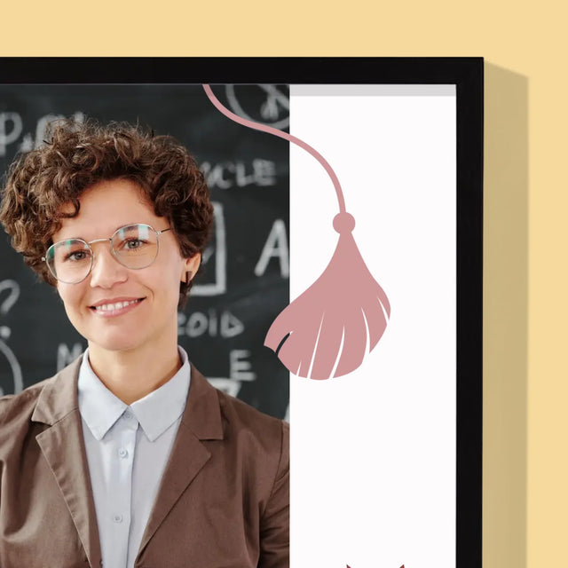 Fotografie Si Semnătură: Cea Mai Bună Învățătoare Sub Soare - Imprimare Cu Ramă 30X40 (Verticală)