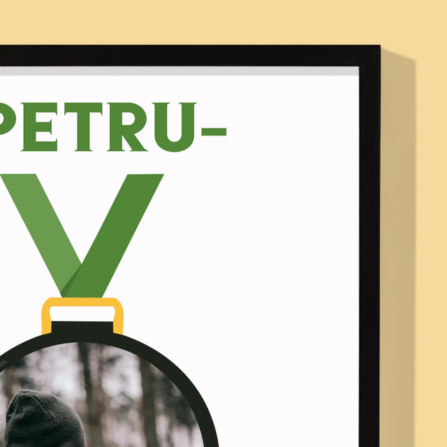 Fotografie Si Semnătură: Vânător La Medalie - Imprimare Cu Ramă 30X40 (Verticală)