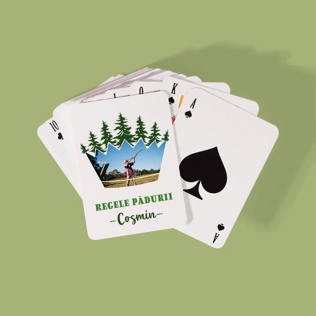 Formă Din Fotografii: Regele Pădurii - Cărți De Jok