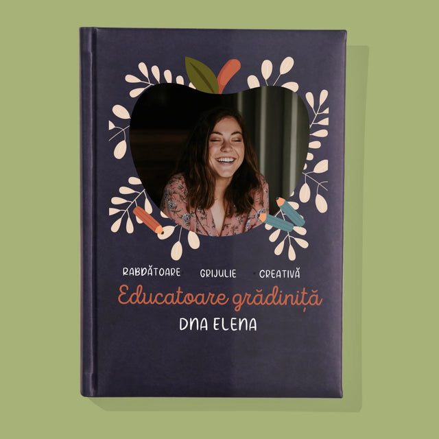 Fotografie Si Semnătură: Educatoare Grădiniță - Carte Pentru Notițe