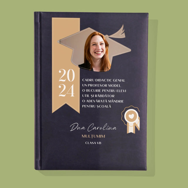 Fotografie Si Semnătură: Diplomă De Recunoștință Pentru Învățătoare - Carte Pentru Notițe