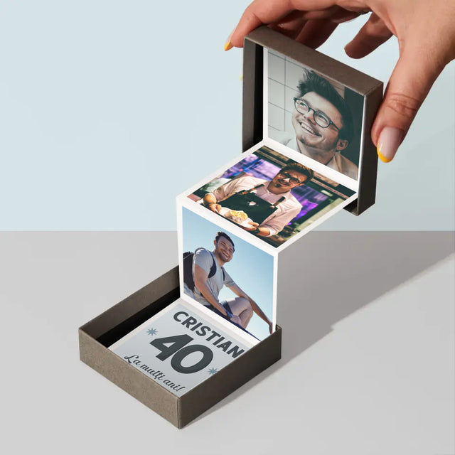 Colaj De Fotografii: 40 De Ani - Set De Fotografii Pliante