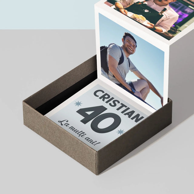 Colaj De Fotografii: 40 De Ani - Set De Fotografii Pliante