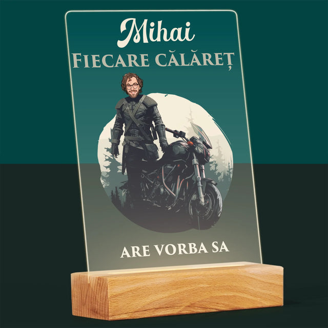 Personajul Tău: Fiecare Călăreț  - Imprimare Pe Sticlă Acrilică (Verticală)