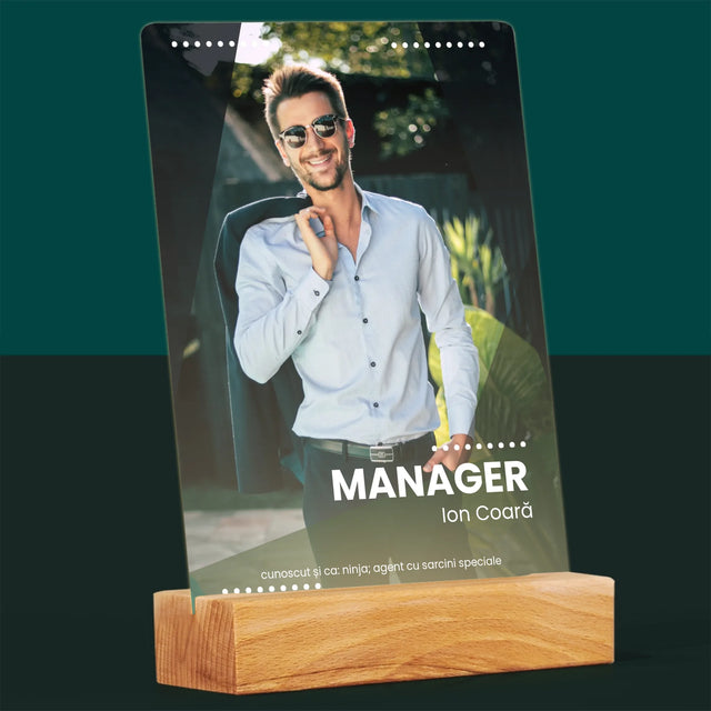 Fotografie Si Semnătură: Manager - Imprimare Pe Sticlă Acrilică (Verticală)